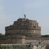 La bella Italia bereisen Sie am Besten mit einem Gabelflug. Hin nach Mailand und zurück von Catania